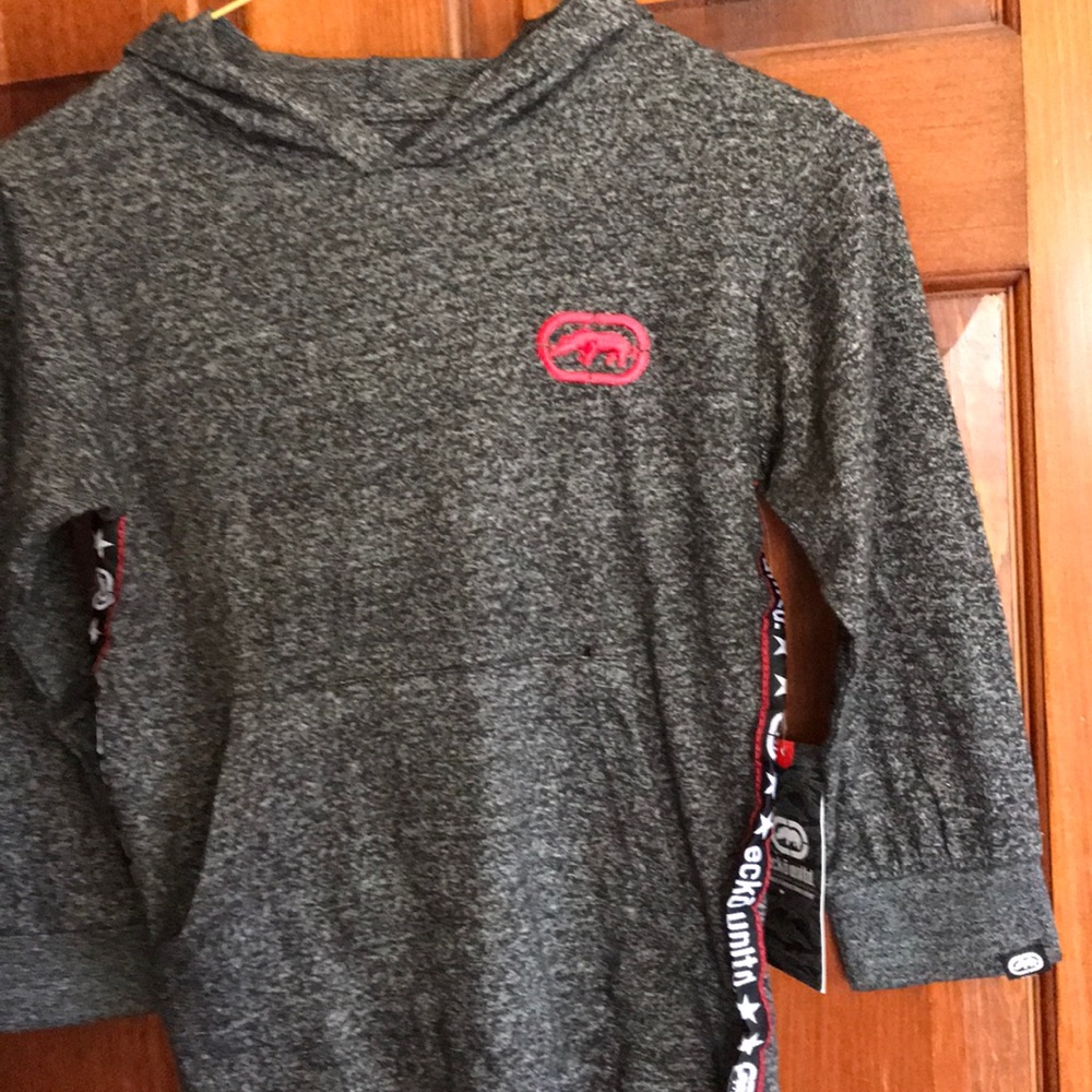 NWT ECKO light weight long sleeve